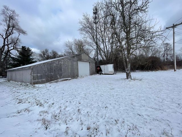 300 Cleveland Street, Chelsea, MI 48118