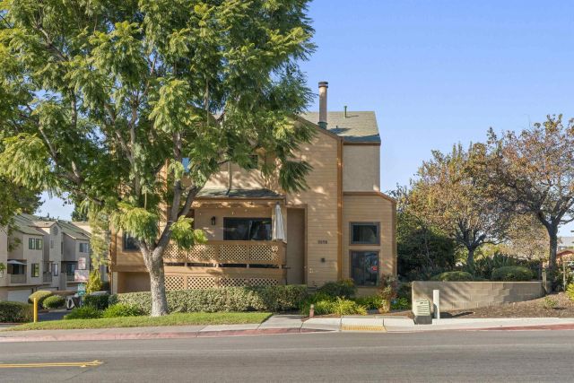 8896 Highwood Dr C, San Diego, CA 92119