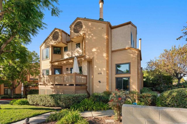 8896 Highwood Dr C, San Diego, CA 92119