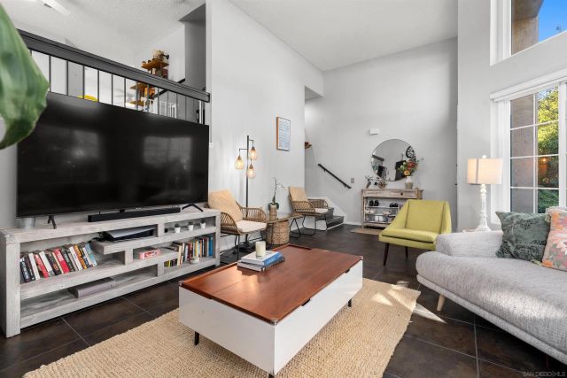 8896 Highwood Dr C, San Diego, CA 92119