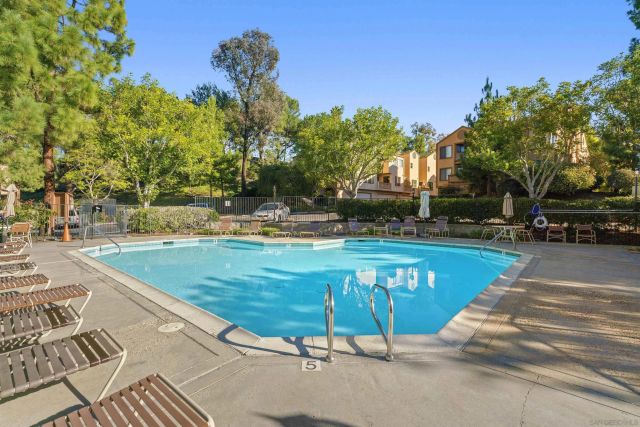 8896 Highwood Dr C, San Diego, CA 92119