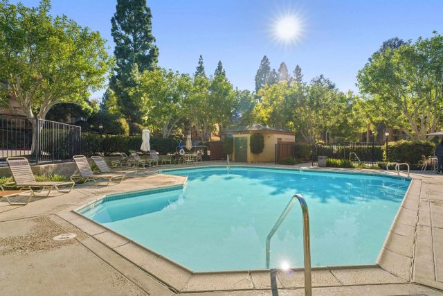 8896 Highwood Dr C, San Diego, CA 92119