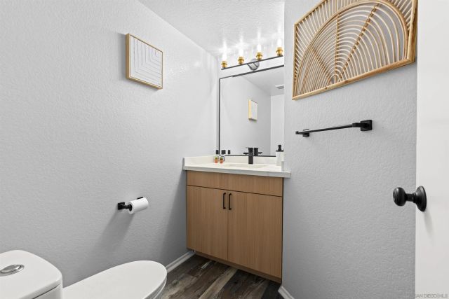 8896 Highwood Dr C, San Diego, CA 92119