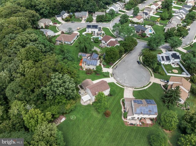 3 LANCELOT CT, Mount Laurel, NJ 08054