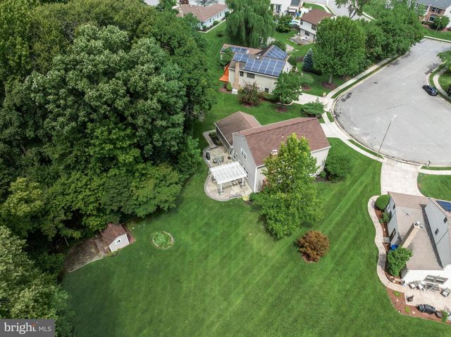 3 LANCELOT CT, Mount Laurel, NJ 08054