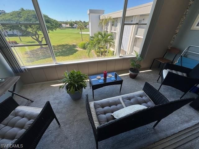 6102 Augusta DR 305, Fort Myers, FL 33907