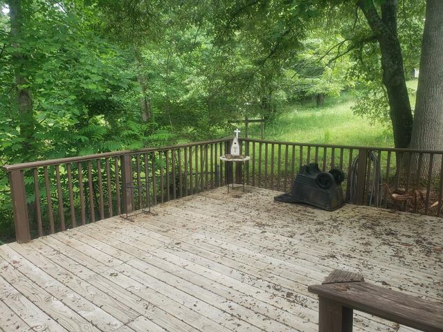 472 Barnard Road, Hayesville, NC 28904