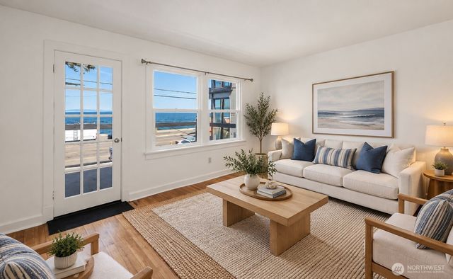 1768 Alki Avenue SW, Seattle, WA 98116