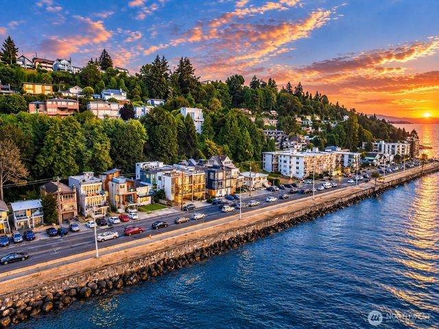 1768 Alki Avenue SW, Seattle, WA 98116