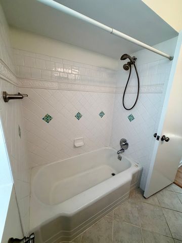 5745 S SAYRE Avenue, Chicago, IL 60638