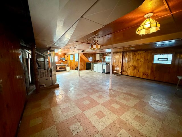 5745 S SAYRE Avenue, Chicago, IL 60638