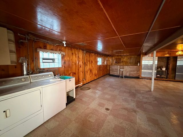 5745 S SAYRE Avenue, Chicago, IL 60638