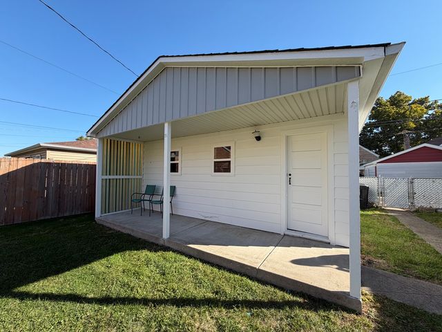 5745 S SAYRE Avenue, Chicago, IL 60638