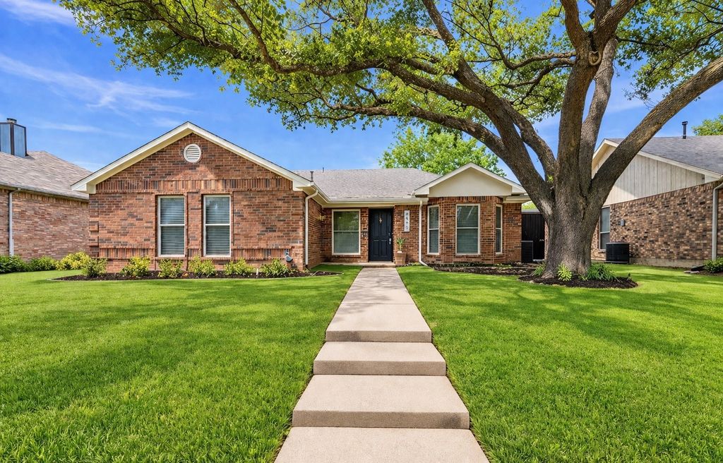 6605 Bluebonnet Drive, Rowlett, TX 75089