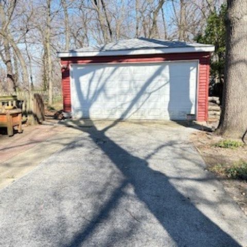 17915 Hood Avenue, Homewood, IL 60430