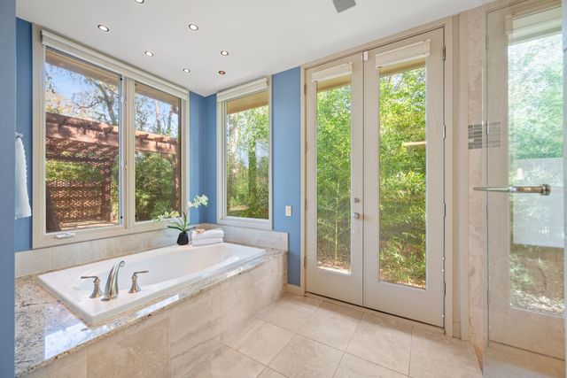 960 Brittany Court, Southlake, TX 76092