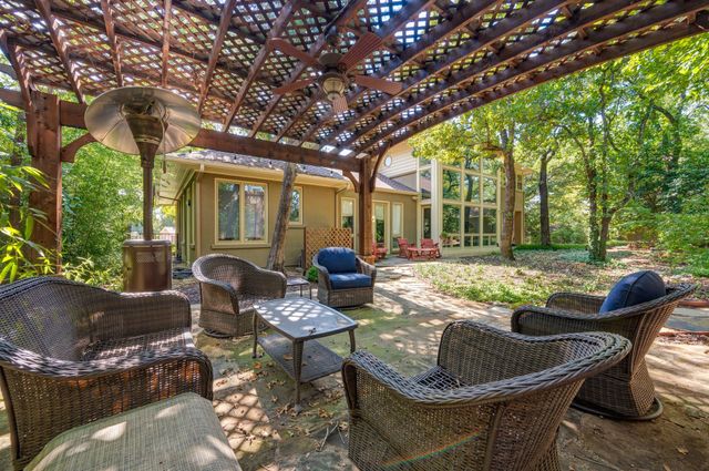 960 Brittany Court, Southlake, TX 76092