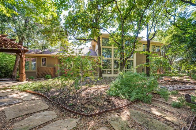 960 Brittany Court, Southlake, TX 76092