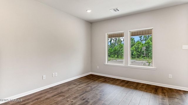 100 Reid Drive, Sunset, LA 70584