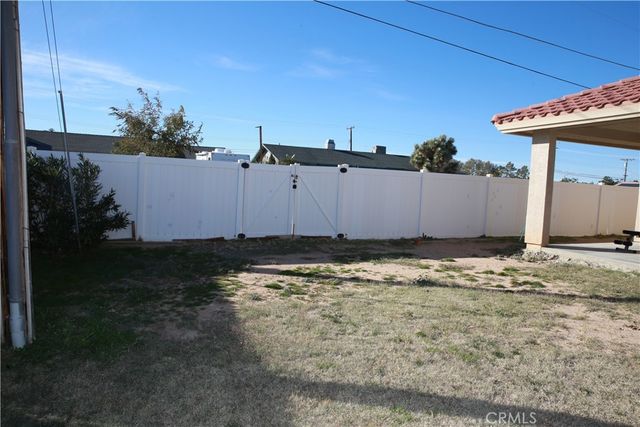 10600 Aspen, California City, CA 93505