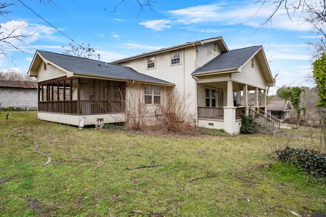 205 Wheeler Avenue, Chickamauga, GA 30707