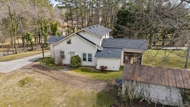 205 Wheeler Avenue, Chickamauga, GA 30707