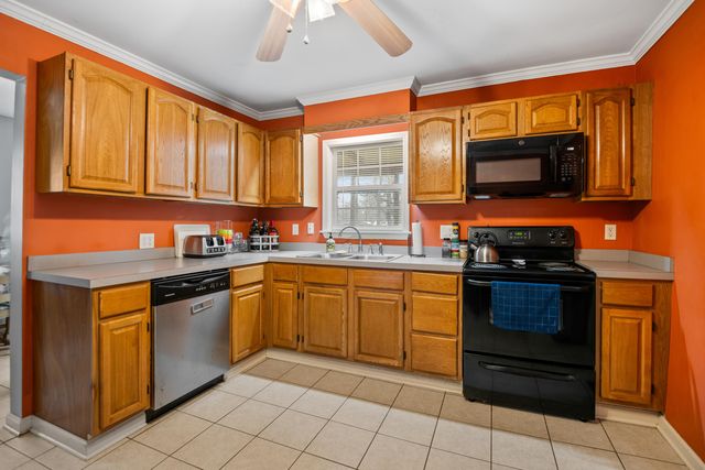 205 Wheeler Avenue, Chickamauga, GA 30707