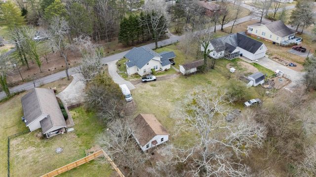 205 Wheeler Avenue, Chickamauga, GA 30707