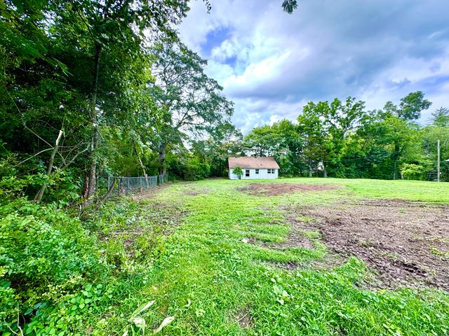 205 Wheeler Avenue, Chickamauga, GA 30707