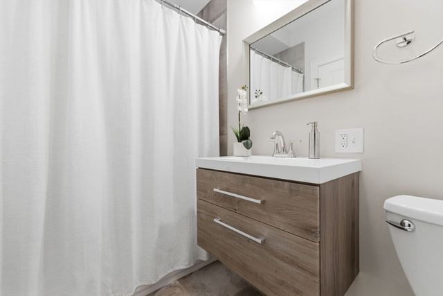 73 Bartlett Rd 1, Winthrop, MA 02152