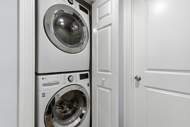 73 Bartlett Rd 1, Winthrop, MA 02152