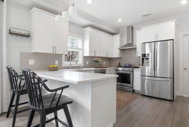73 Bartlett Rd 1, Winthrop, MA 02152