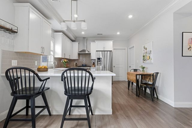 73 Bartlett Rd 1, Winthrop, MA 02152