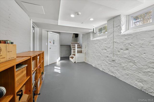 31 Emerson Road, Larchmont, NY 10538