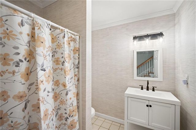 8105 Slane Court, Clemmons, NC 27012