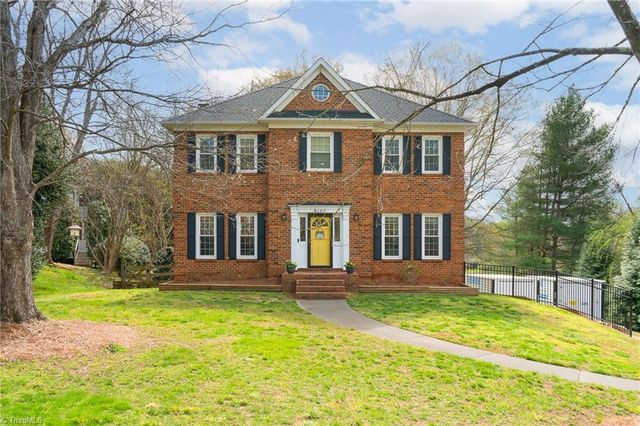 8105 Slane Court, Clemmons, NC 27012