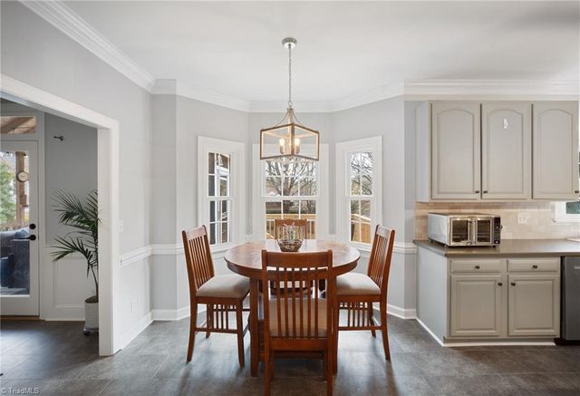 8105 Slane Court, Clemmons, NC 27012