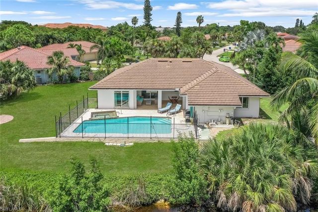 27164 Edenbridge CT, Bonita Springs, FL 34135