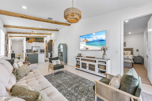 2008 NW Croft Inlet Drive NW, Palm Bay, FL 32907
