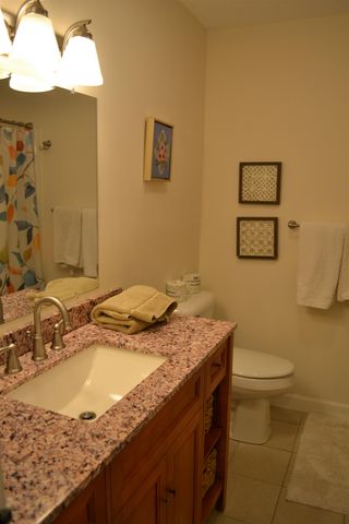 105 Williams Lane C, Hartford, VT 05059