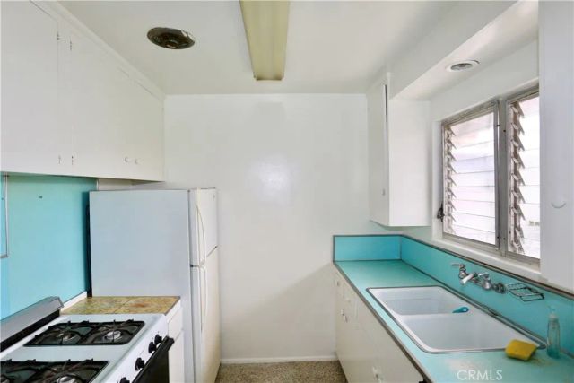 291 Cypress Drive 4, Laguna Beach, CA 92651