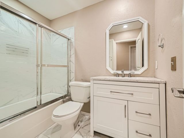 2002 Verbena DR 1336B, Austin, TX 78750