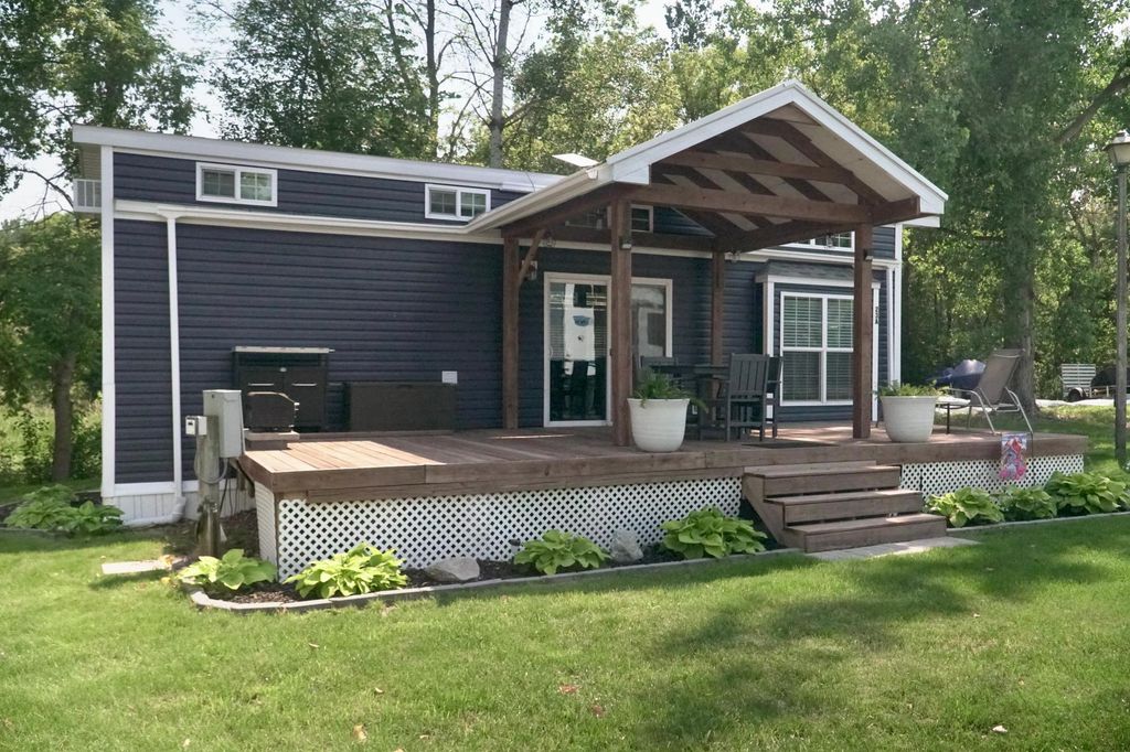 32741 N Lakes Trail 23A, Lindstrom, MN 55045 — exterior
