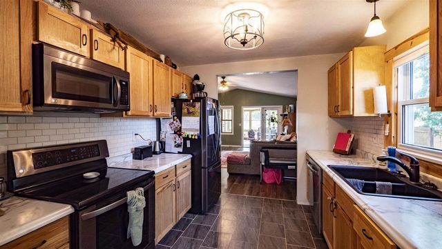 116 PINE STREET, Waupaca, WI 54981