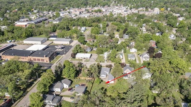 116 PINE STREET, Waupaca, WI 54981
