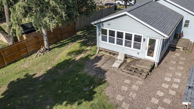 116 PINE STREET, Waupaca, WI 54981