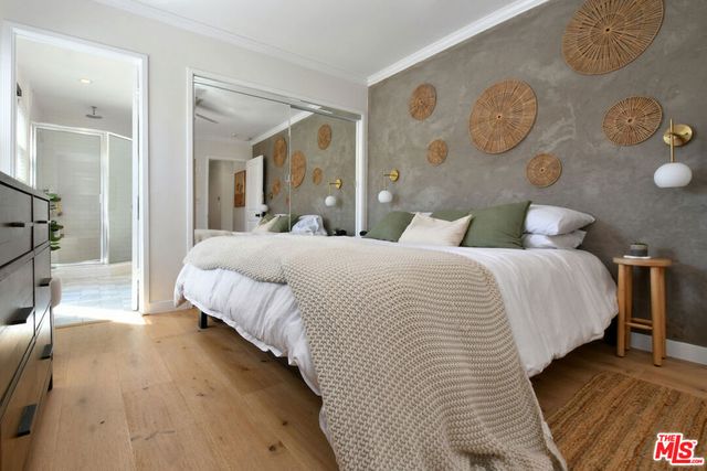 14418 Collins Street, Sherman Oaks, CA 91401