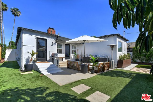 14418 Collins Street, Sherman Oaks, CA 91401