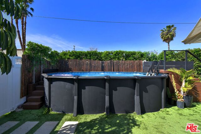 14418 Collins Street, Sherman Oaks, CA 91401