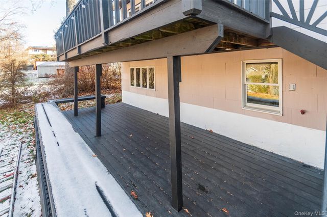 135 E Shore Road, Greenwood Lake, NY 10925